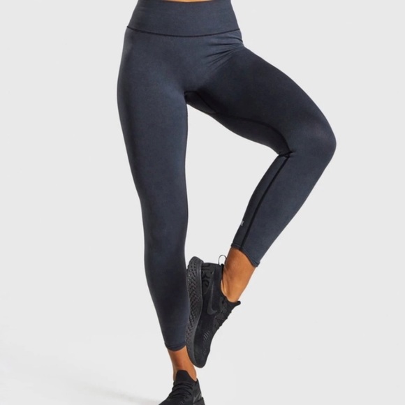 Gymshark studio legging black/grey - Picture 2 of 4